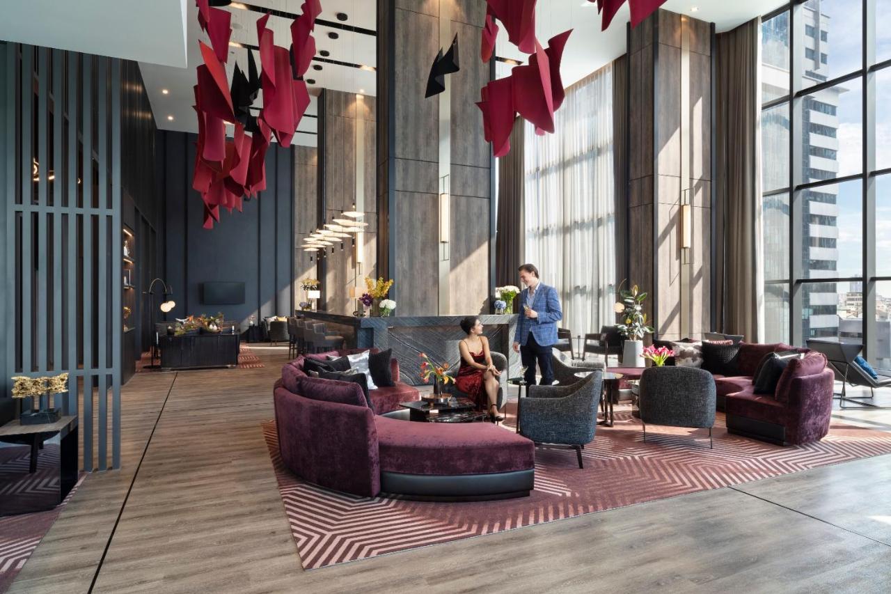 Hotel Ascott Embassy Sathorn Bangkok Exteriér fotografie The lobby of the hotel